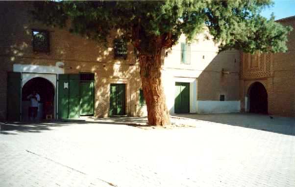 Place dans le vieux Nefta Tunisie